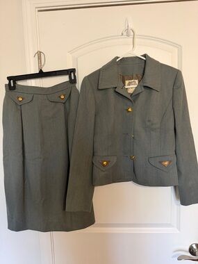 Hermes Sage Green Wool Tailored Blazer with Gold-Tone Buttons